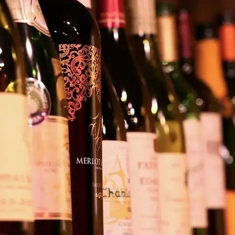 在完全私密的包廂內享用美酒佳餚♪ 精選葡萄酒◎
