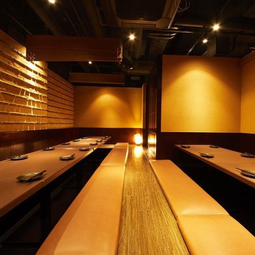 <p>【テーブル全席完全個室】当店テーブル席、ソファ席全てが完全個室となっております。また掘りごたつも20名様以上で貸切可！《ゆったり寛ぎの個室》様々なシチュエーションに対応可能な雰囲気自慢の個室空間。本八幡での女子会や誕生日会・歓送迎会など各種宴会に最適の個室空間となっております。</p>