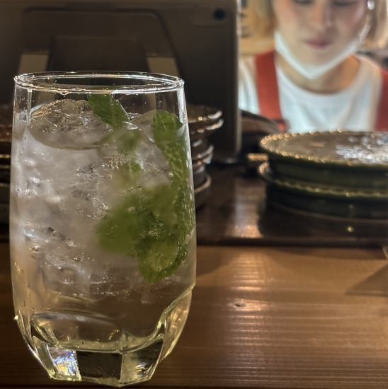 落ち着いた雰囲気の中で絶品料理をご提供いたします