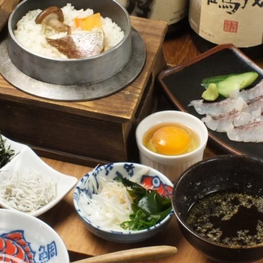 【泰式豪华享受套餐】6,500日元（含税）◆7道菜品，含90分钟无限畅饮