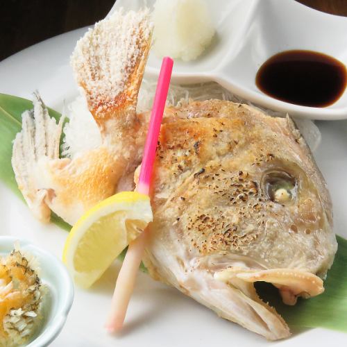 Boiled red sea bream or grilled with salt