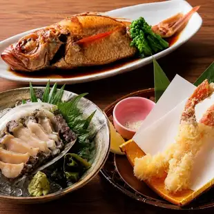 <贅沢プラン>UOスペシャルプラン(のど黒煮付・蟹天麩羅・鮑姿刺付) プレミア飲放題込