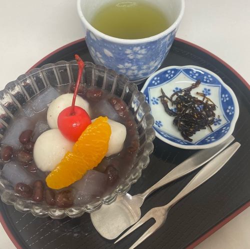 冷やしぜんざい（塩こぶ・お茶付）