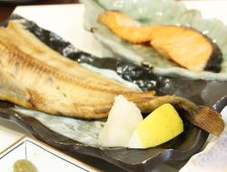 焼き鮭/さばの塩焼き