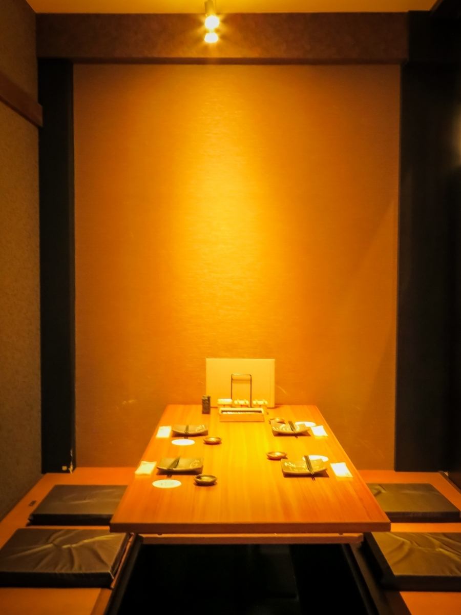 少人数での宴会でも半個室にご案内いたします。