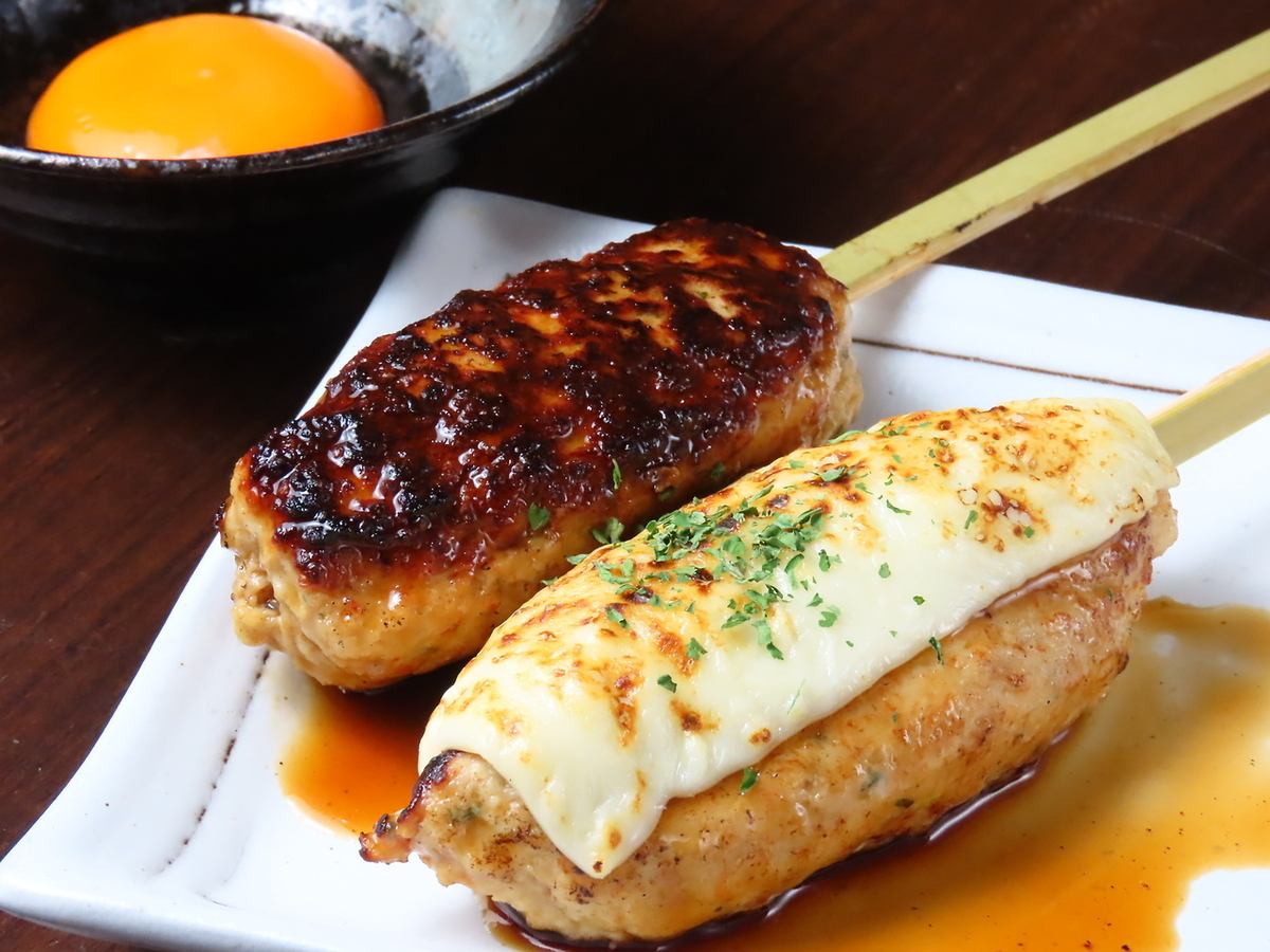 高級備長炭で仕上げる焼鳥♪1本100円～一品メニューも豊富に用意