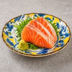 サーモン刺身