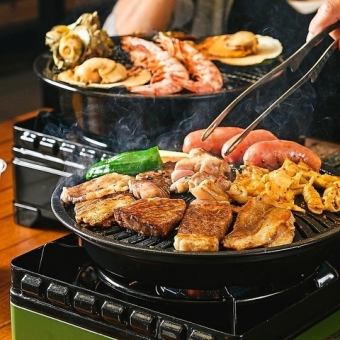 【席料・お通し等なし】手ぶらでBBQ◆『新宿でBBQを満喫＋100種類食べ放題』3H飲み放題 3500円