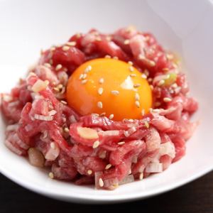 赤みの炙りユッケ