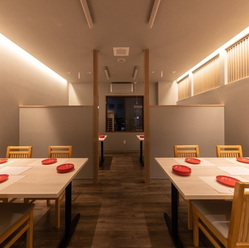 [Private room] We offer a wide range of private rooms for small to large groups.