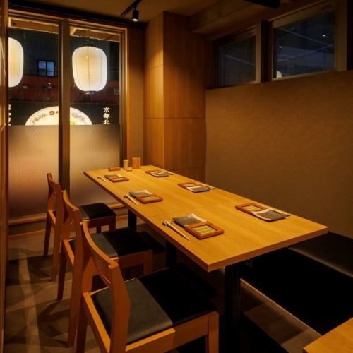 落ち着いたテーブル個室