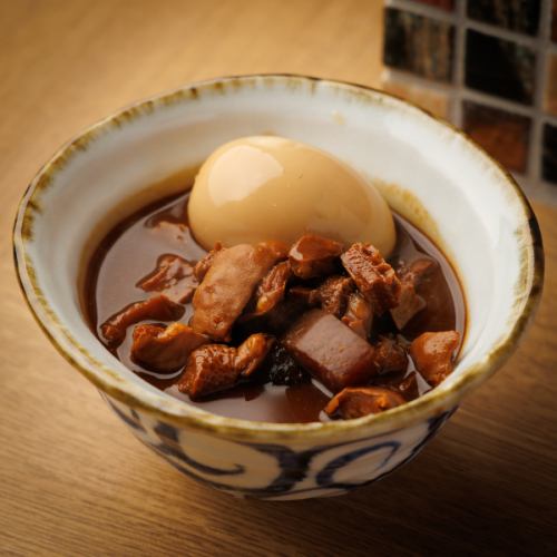 赤味噌もつ煮込み～卵付き～