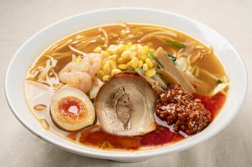 赤辛灯台らーめん