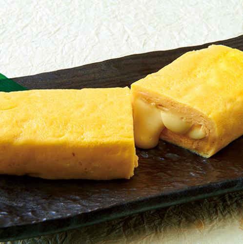 Thick egg omelet with rich cheese