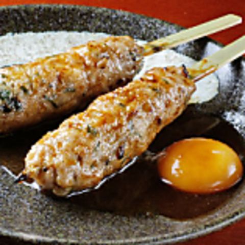 【鳥元に定番人気串】自家製つくね　味噌たれ焼き/天然岩塩焼き