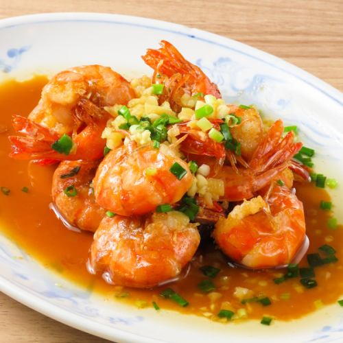 海老の甘みと、ピリッとした辛さが絶妙に絡み合う絶品の旨辛料理-エビチリソース-