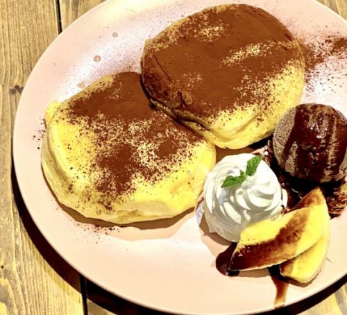 초코 바나나 팬케이크( Chocolate banana pancake)