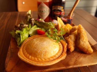 호주 명물 OZ 플레이트 (미트파이 피쉬 & 칩스)Meat Pie,fish&chips plate
