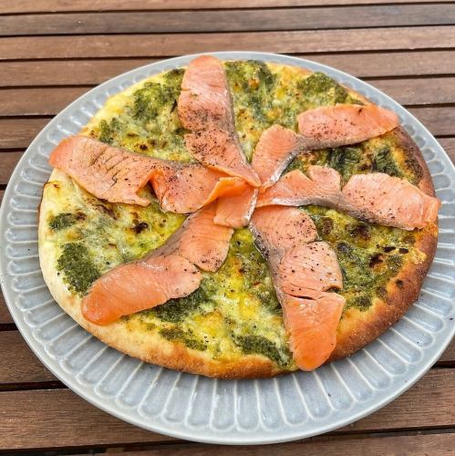 Grilled Salmon and Genovese Pizza