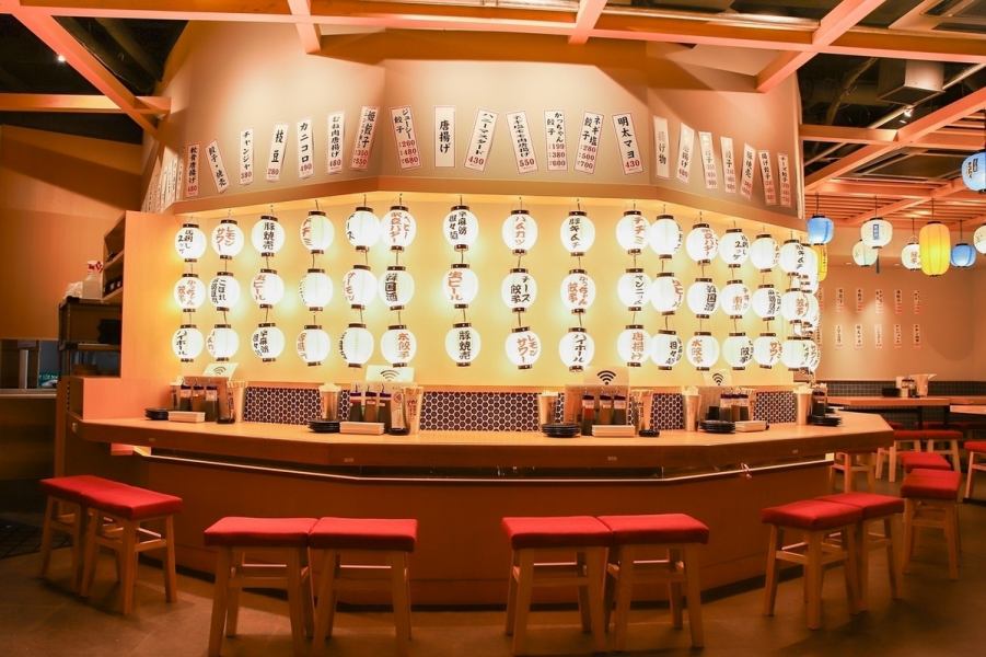 霓虹燈酒吧★在懷舊復古的氛圍中提供成人時光。