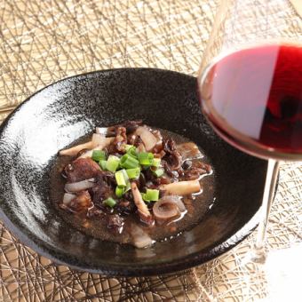 国産牛すじの赤ワイン煮込み