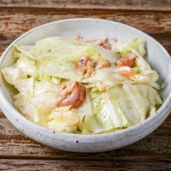 塩辛キャベツ炒め