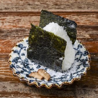 ★秋田塩おにぎり