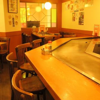 [One person is also welcome] There are 7 counter seats! Please drop in when you are a little hungry ♪ The counter seats are seats where you can see the cooking on the iron plate in front of you, even on a date You can use it ♪