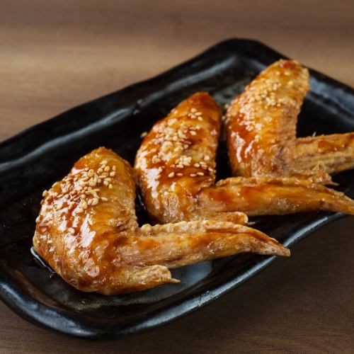 Chicken wings (3 pieces)