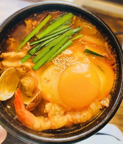 スンドゥブチゲ