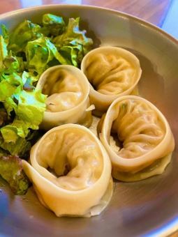蒸しマンドゥ(韓国ぎょうざ)