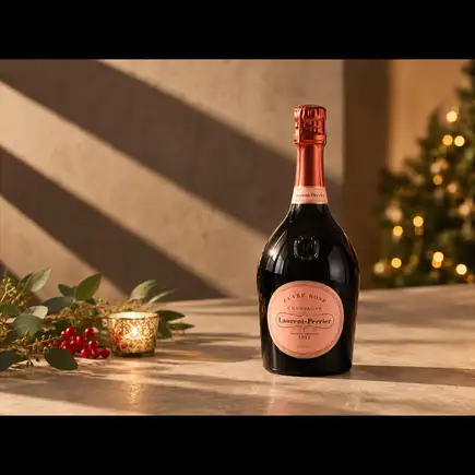 【乾杯ロゼシャンパーニュ付き】クリスマスディナーブッフェ|ローラン・ペリエ キュヴェ ロゼ