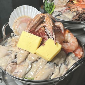 【贅沢の極】焼肉×痛風海鮮鍋×野菜巻串を究極の非日常空間で◎4・5月限定で5500円→4000円