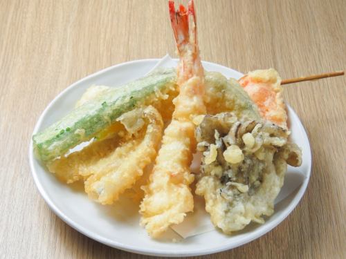 <Small> Assorted tempura (7 items)