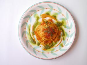 Fresh salmon roe and sea urchin cream pasta