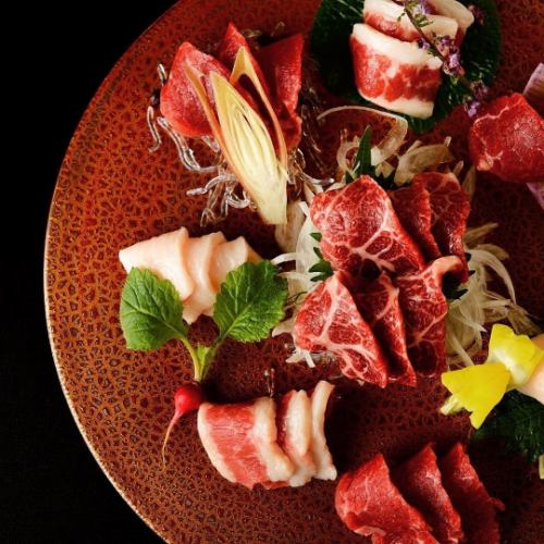 正宗馬肉生魚片、紅牛肉、當地美食等 11:00至17:00★