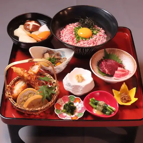馬トロ丼御膳