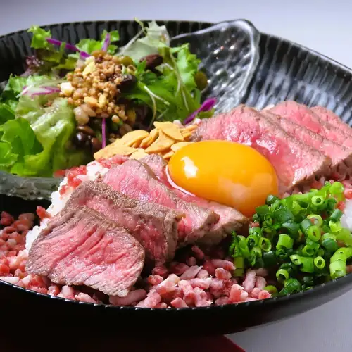 特色美食丼飯（單人份）