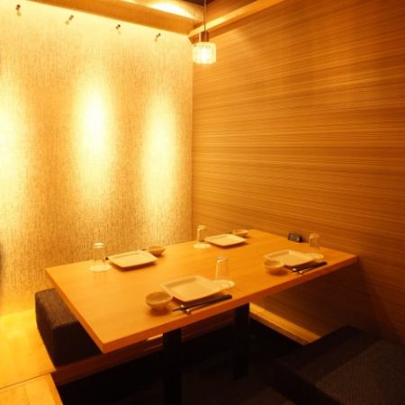 This seat is a private banquet room that can accommodate up to 4 people.Our private rooms are equipped with a variety of spaces for small to large groups.If you are looking for a private izakaya in Yaesu, please use our shop! For various banquets ♪