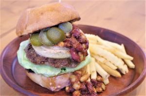 chili bean burger