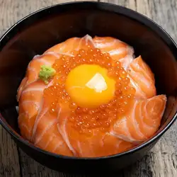 三文魚碗