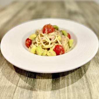 ◆◇A refreshing pasta perfect for summer◆◇Cold tuna and avocado pasta 980 yen (tax included) (soup & baguette included)