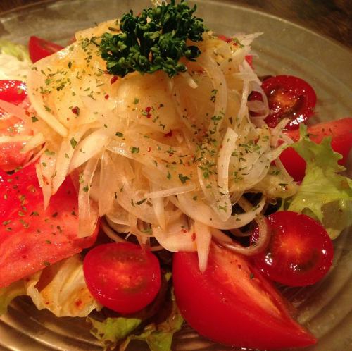 tomato and onion salad
