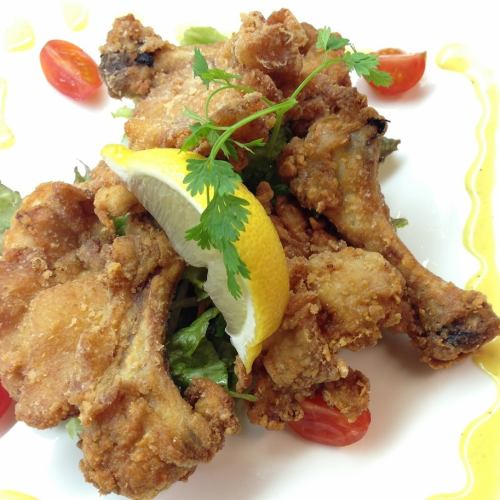Deep-fried chicken on the bone ~simple soy sauce flavor~