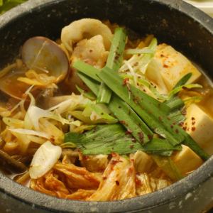 石鍋キムチチゲ
