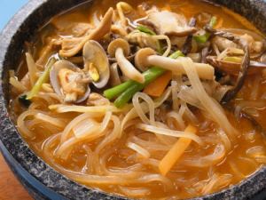 石鍋味噌煮込みラーメン