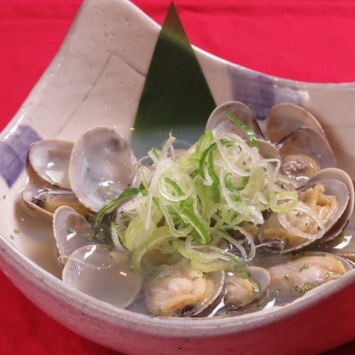 Steamed clam with sake