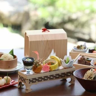 <平日ランチ限定>国登録名勝登録記念1日10食限定「たまて箱御膳スイーツセット」@隠れ家つつじ