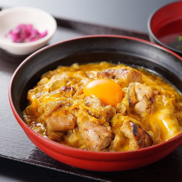 最後の〆はぜひ親子丼がオススメ◎上質な名古屋コーチンのお肉と玉子を使った贅沢な一品♪1500円(税込)