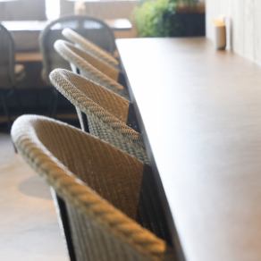 お1人様から気軽にご利用可能なカウンター席もございます◎